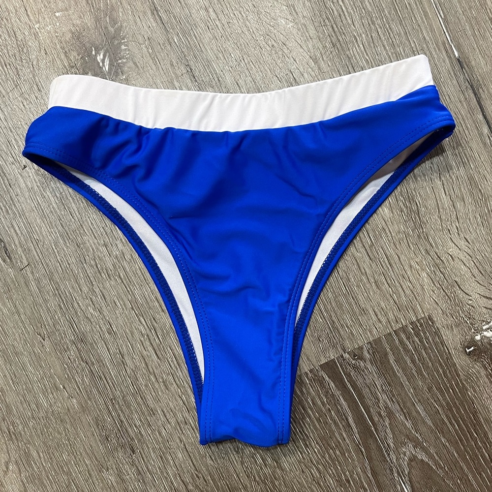 Shein contrast bikini bottoms